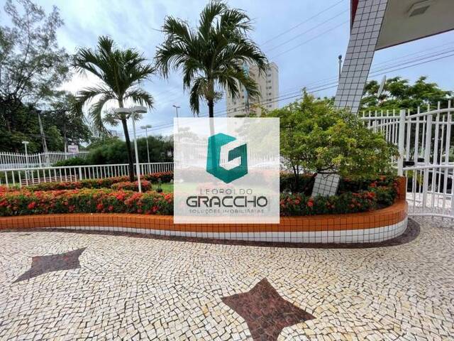 Apartamento para Venda em Fortaleza - 4
