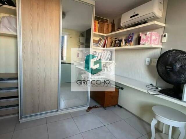 Apartamento para Venda em Fortaleza - 4