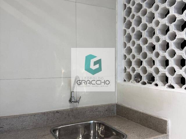 Apartamento para Venda em Fortaleza - 5