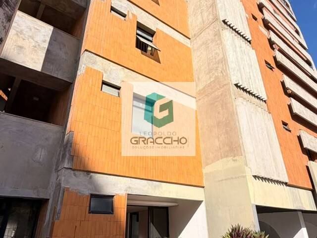 Apartamento para Venda em Fortaleza - 2