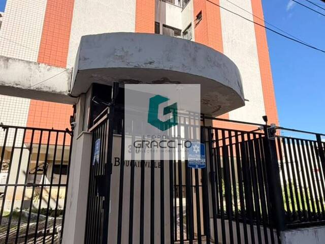 Apartamento para Venda em Fortaleza - 3
