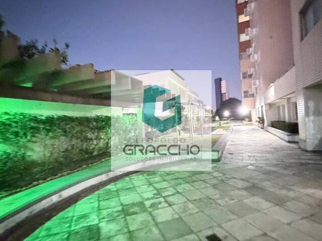 Apartamento para Venda em Fortaleza - 2