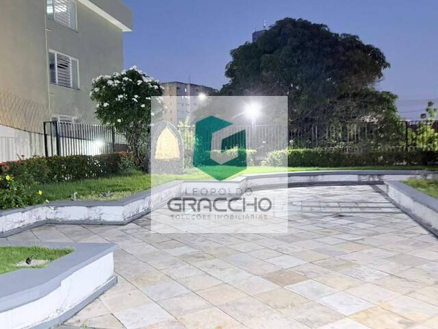Apartamento para Venda em Fortaleza - 3