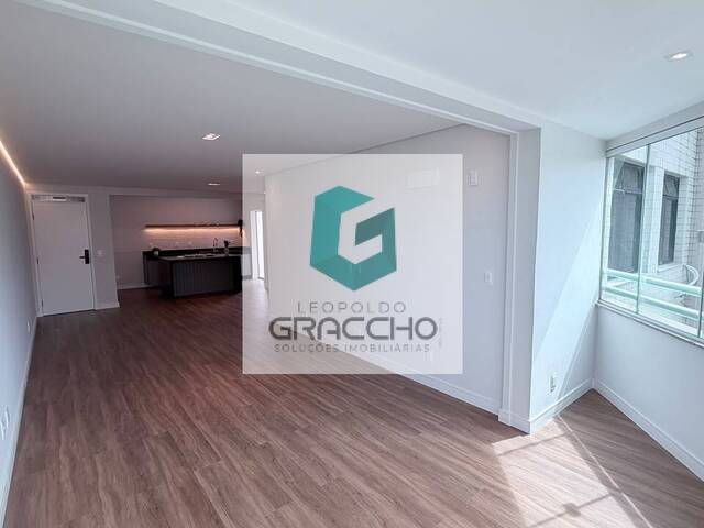 Apartamento para Venda em Fortaleza - 2