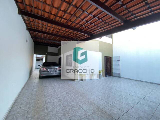 Casa para Venda em Fortaleza - 2