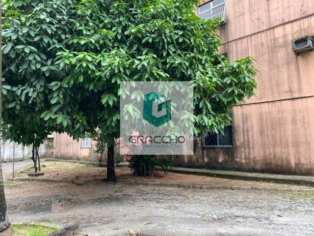 Apartamento para Venda em Fortaleza - 3