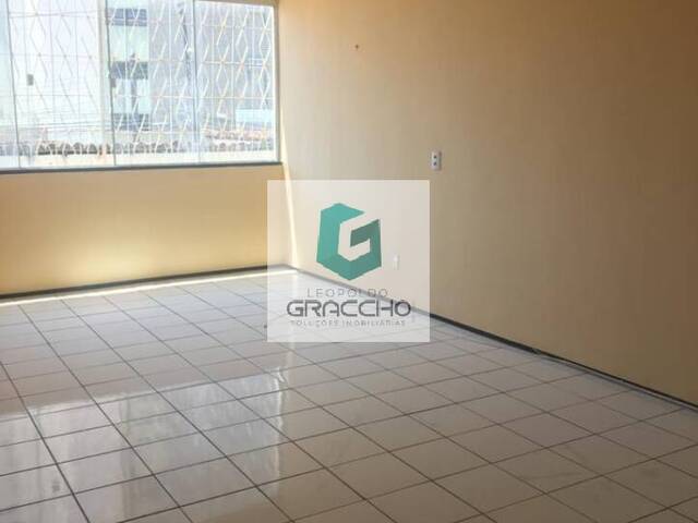 Apartamento para Venda em Fortaleza - 4